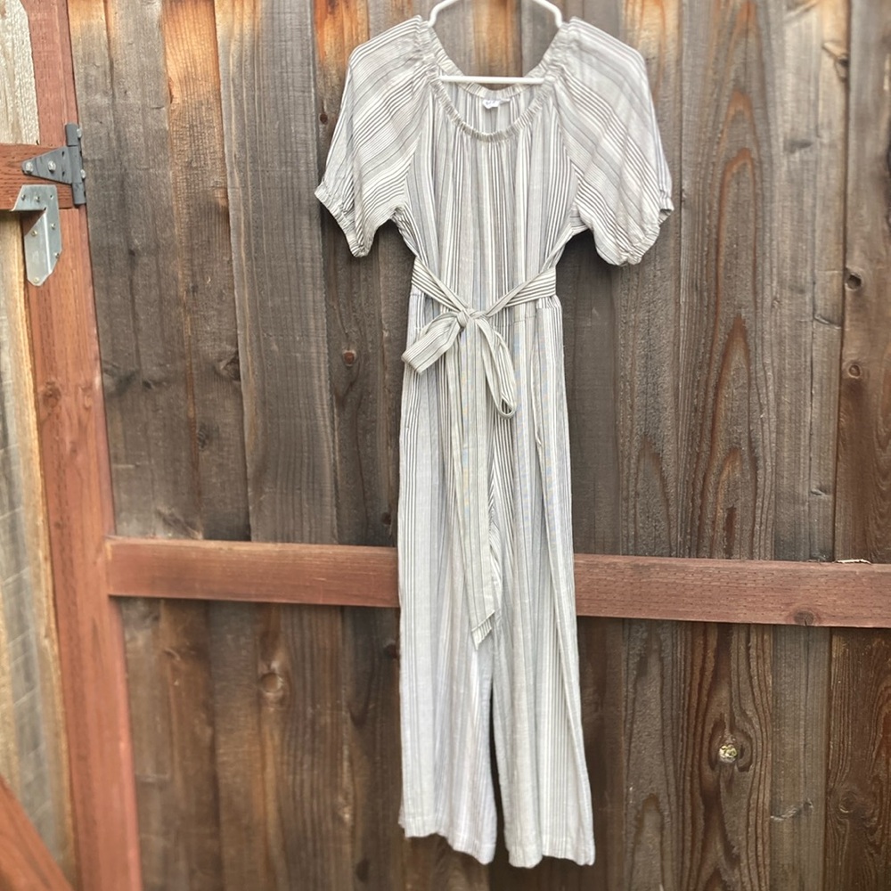 GAP Puff Sleve Jumpsuit